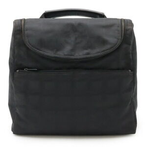 CHANEL Black Leather Shoulder Bag